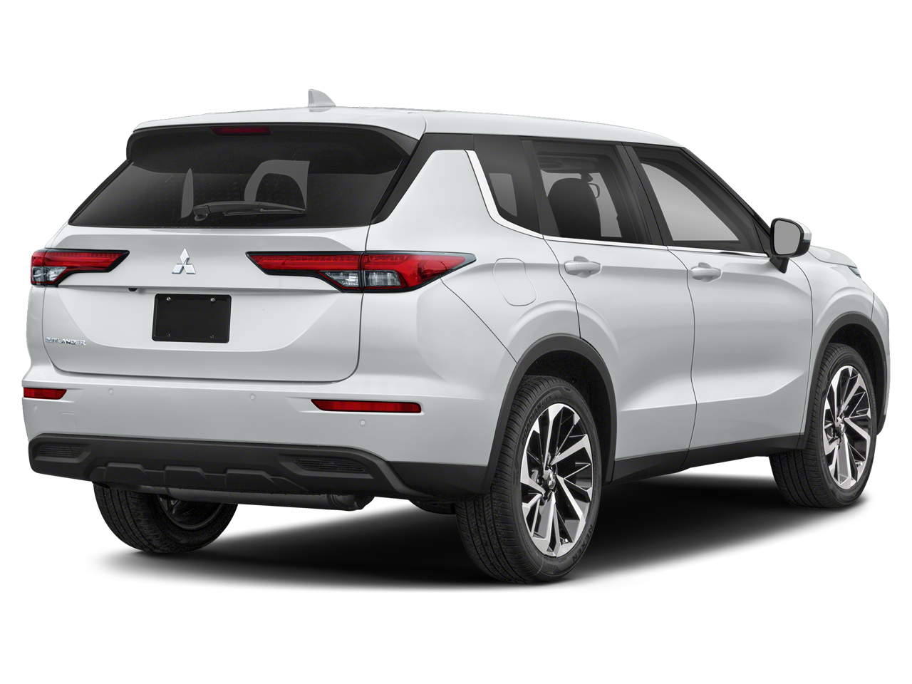 2022 Mitsubishi Outlander ES photo 2