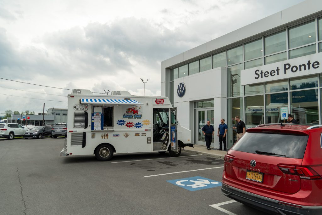 ACV Auto Auction Ice Cream Truck at Steet Ponte VW