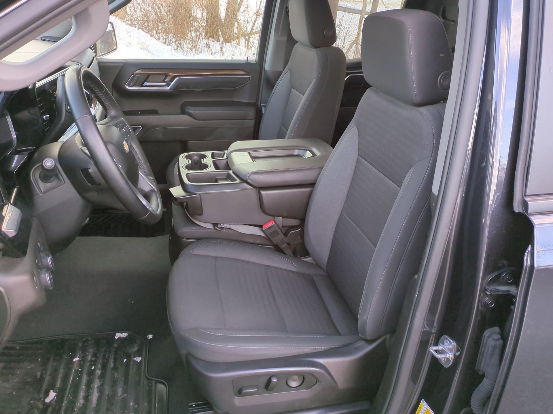 2024 Chevrolet Silverado 1500 LT (2FL)