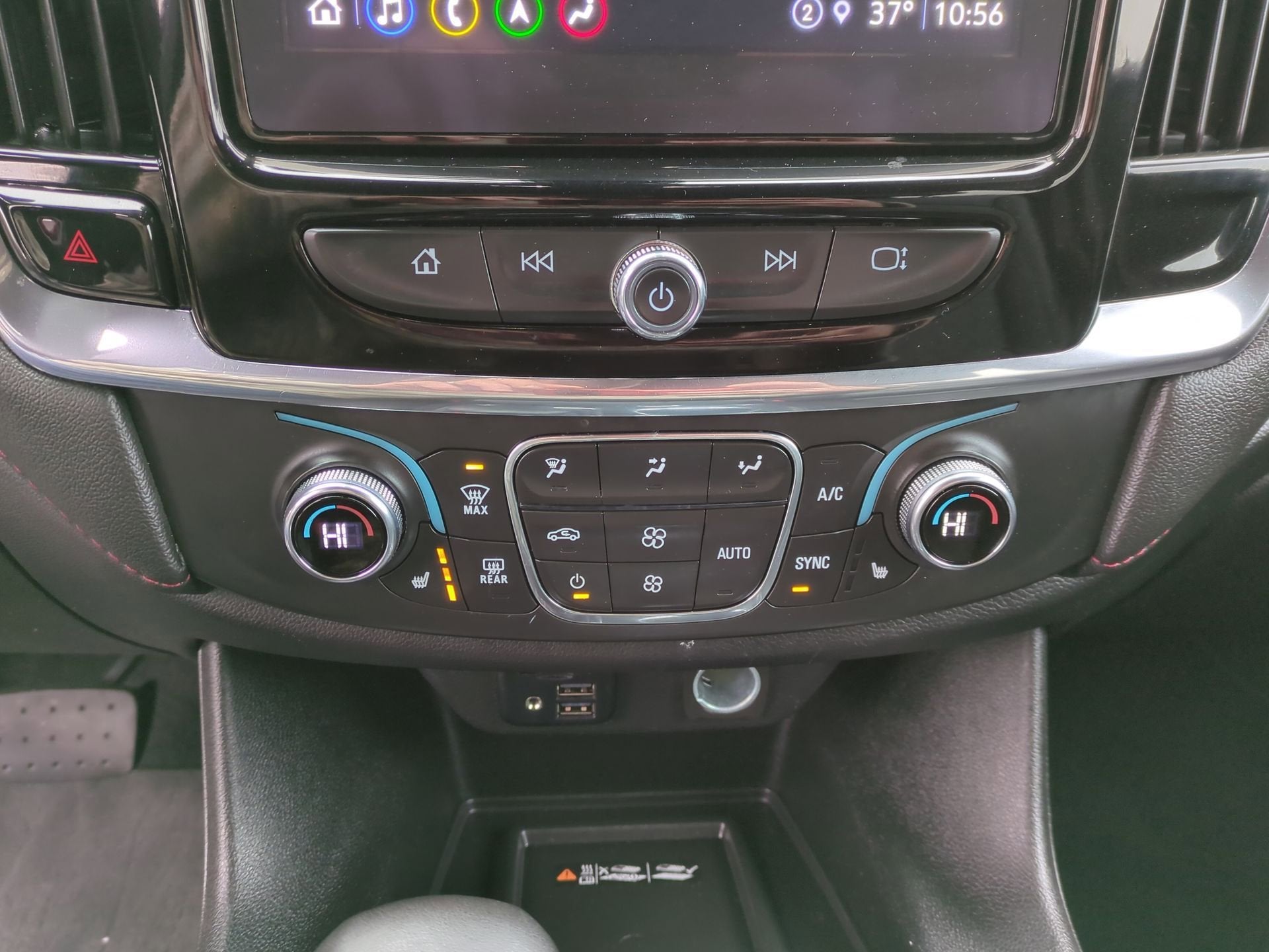 2023 Chevrolet Traverse RS