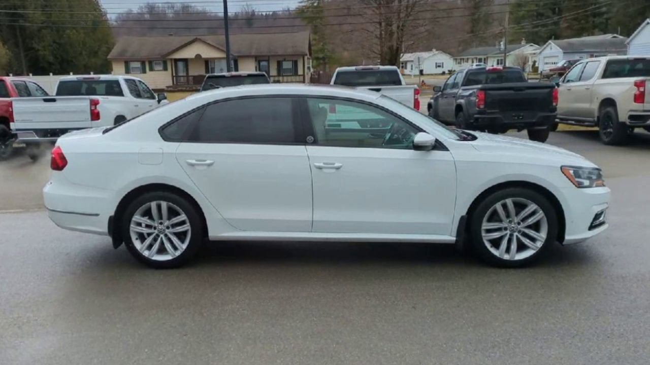 2019 Volkswagen Passat 2.0T Wolfsburg Edition