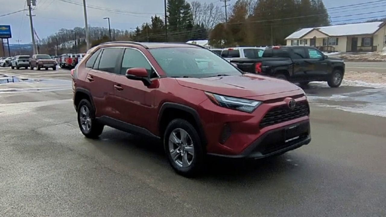 2023 Toyota RAV4 XLE