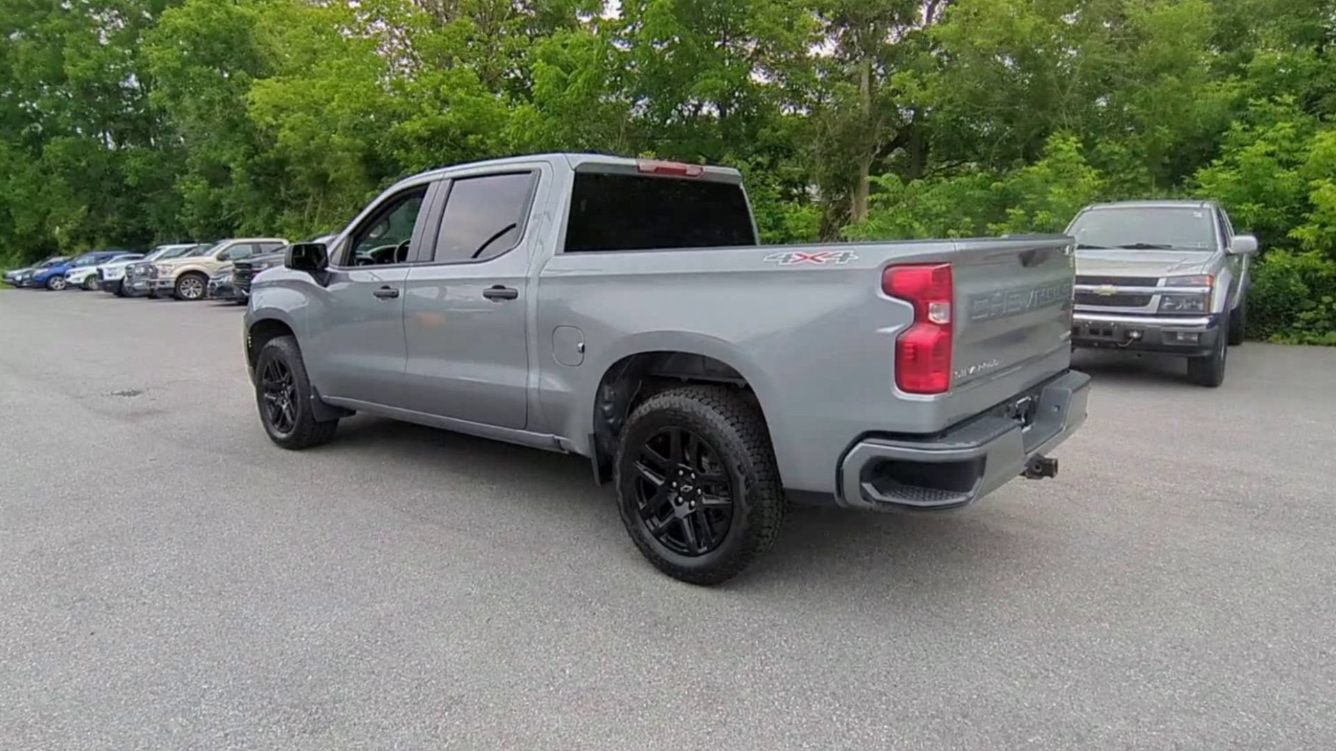 2024 Chevrolet Silverado 1500 Custom