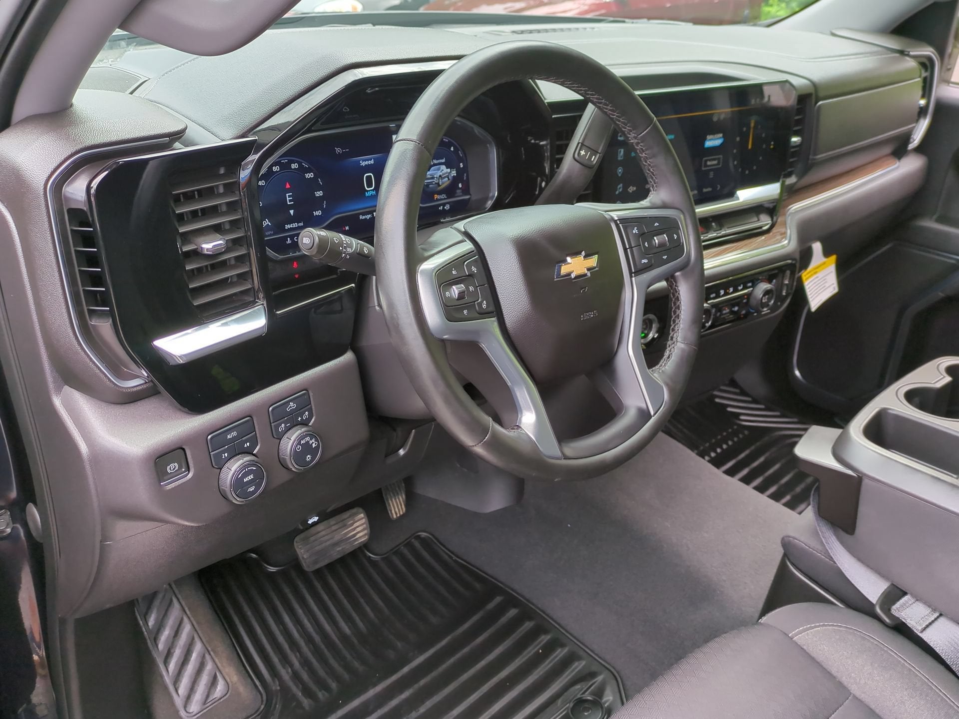 2023 Chevrolet Silverado 1500 LT (2FL)