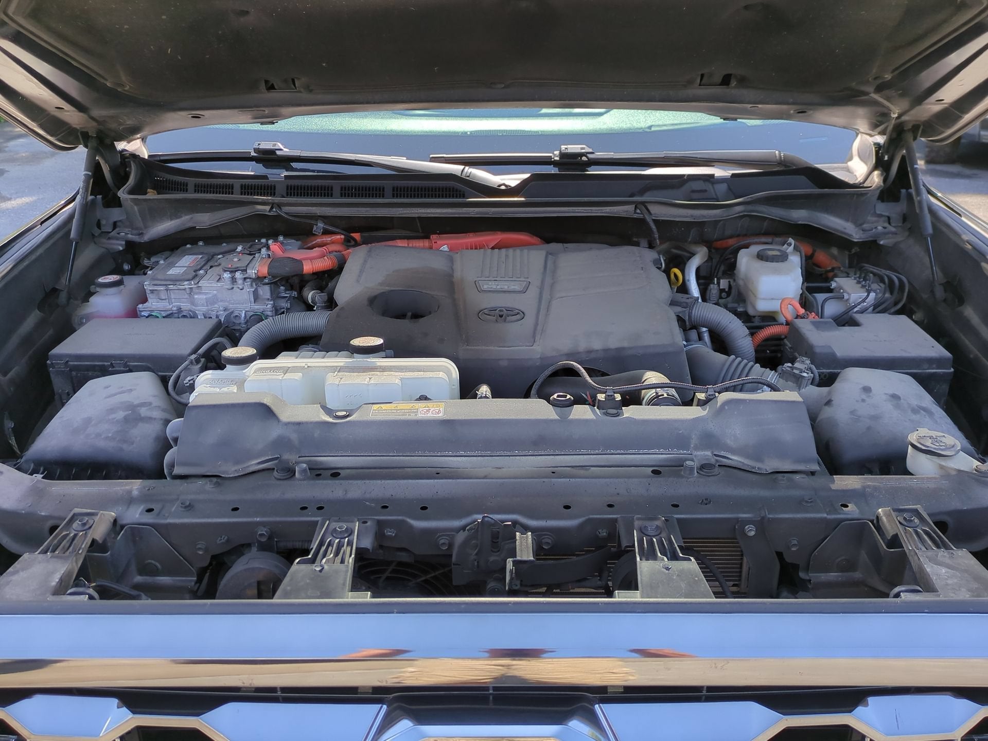 2024 Toyota Tundra Hybrid Platinum 4WD