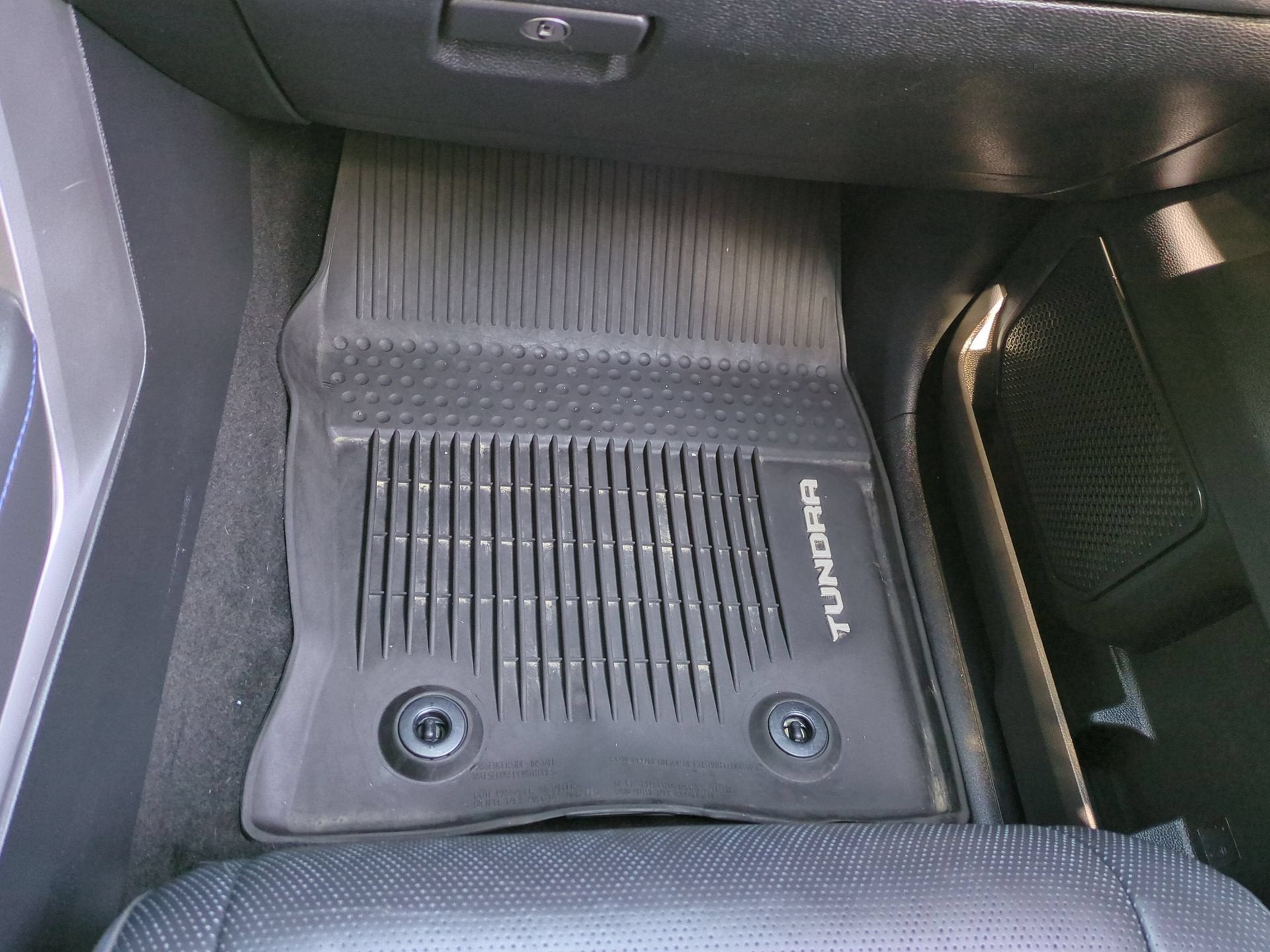 2024 Toyota Tundra Hybrid Platinum 4WD