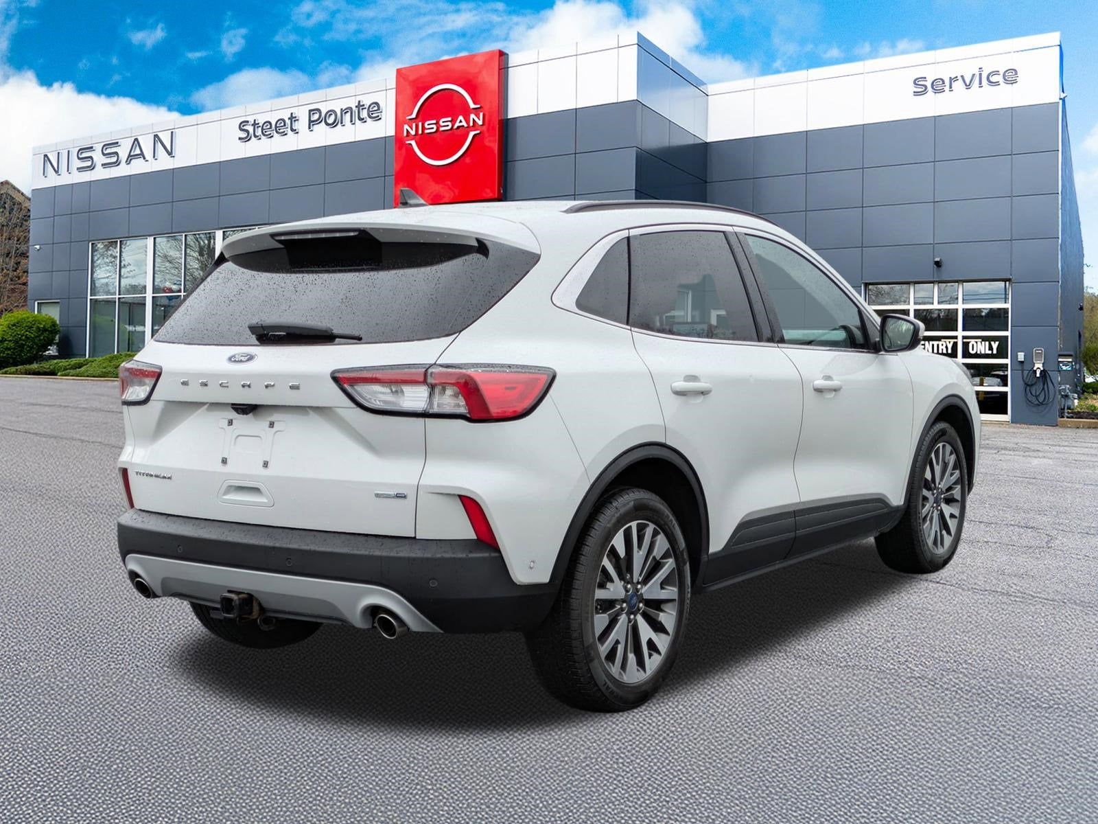 2020 Ford Escape Titanium