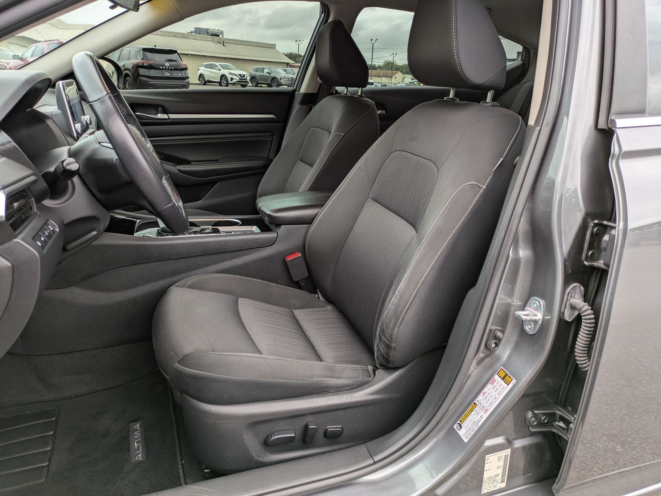 2021 Nissan Altima 2.5 SV