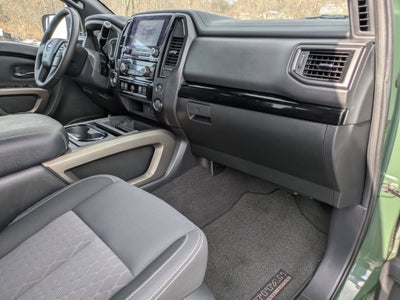 2024 Nissan Titan SV