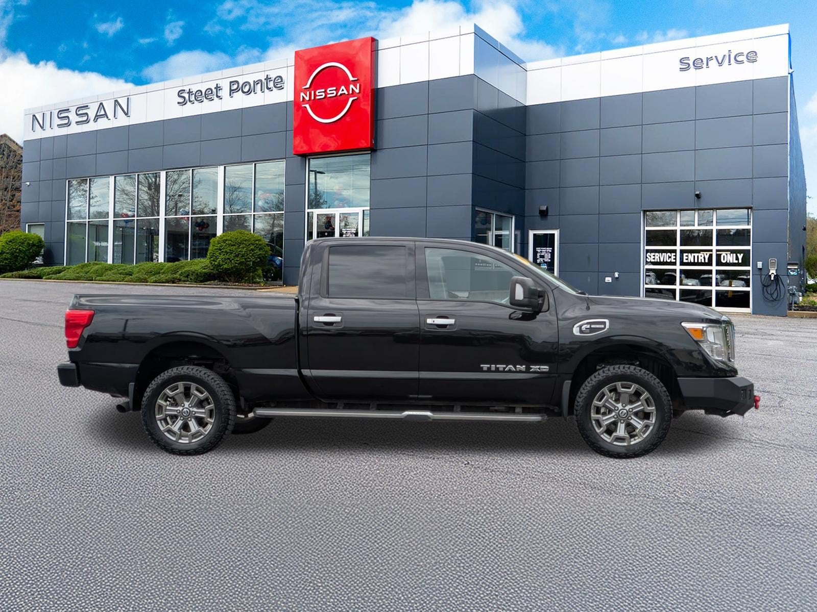 2019 Nissan Titan XD SV