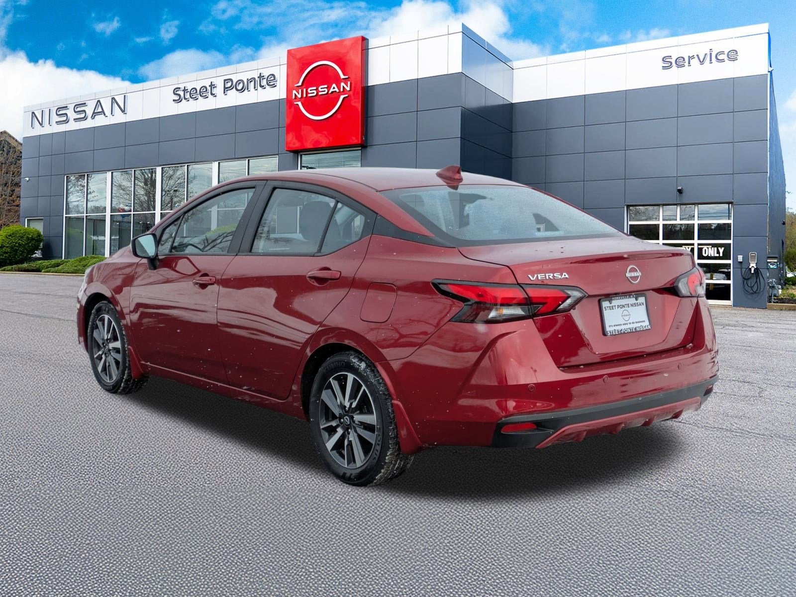 2025 Nissan Versa SV