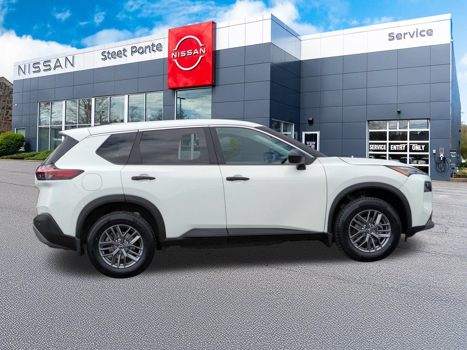 2023 Nissan Rogue S