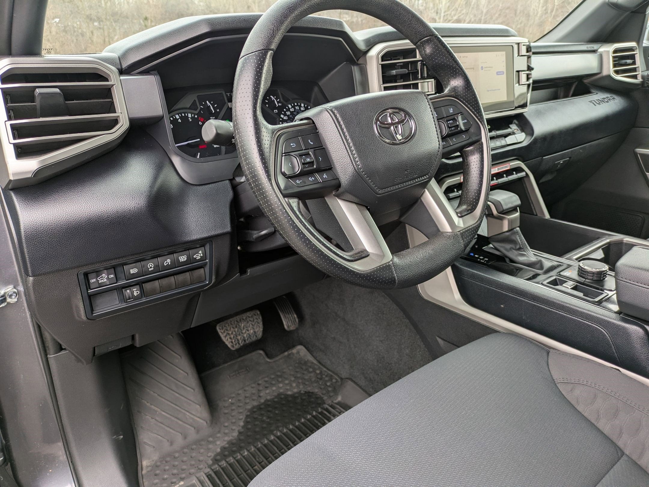 2025 Toyota Tundra 4WD SR5