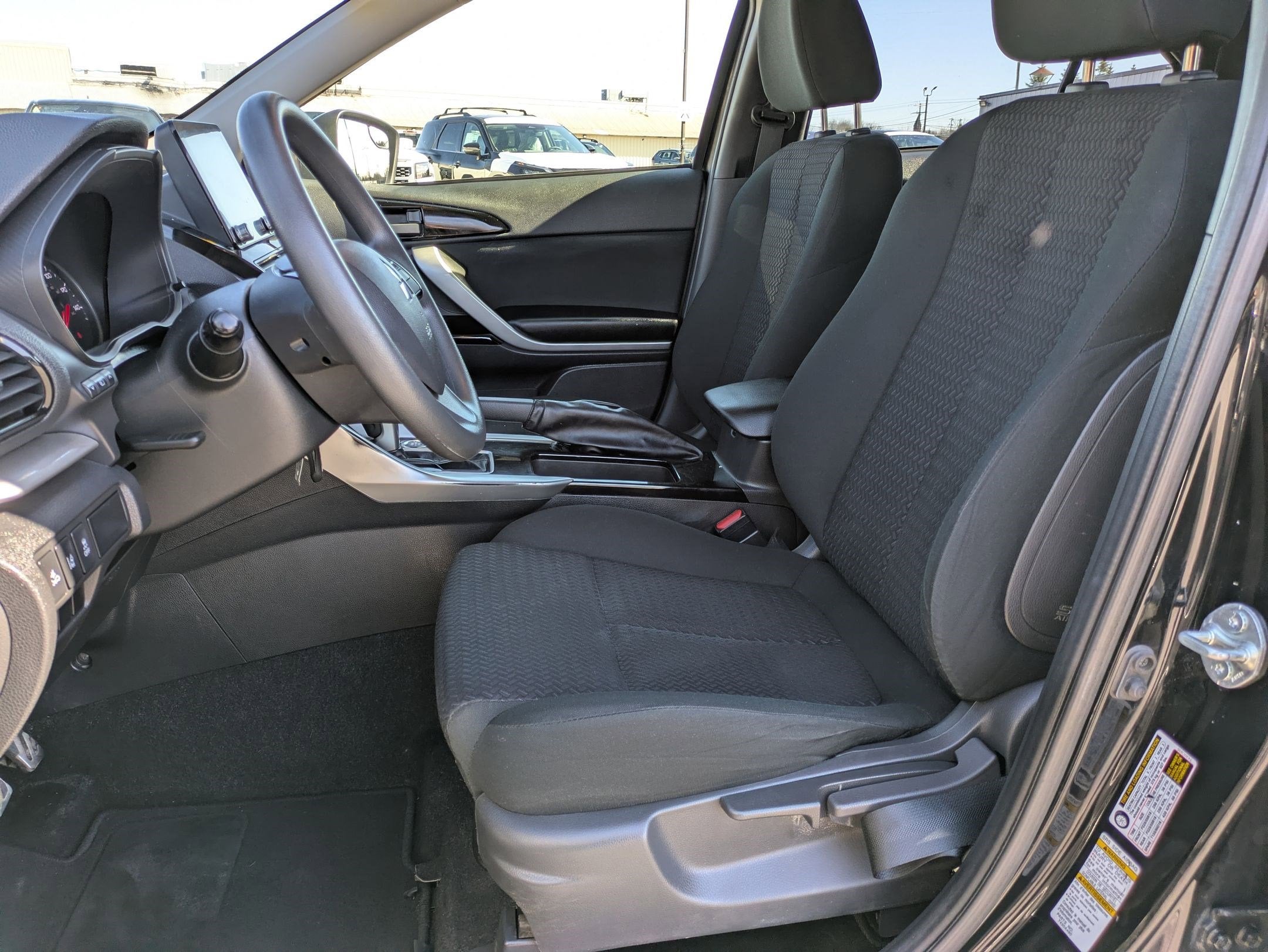 2022 Mitsubishi Eclipse Cross LE