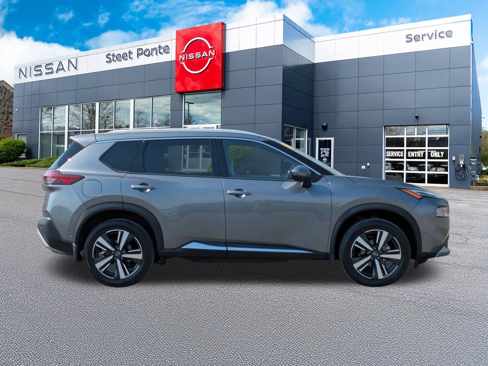 2023 Nissan Rogue Platinum
