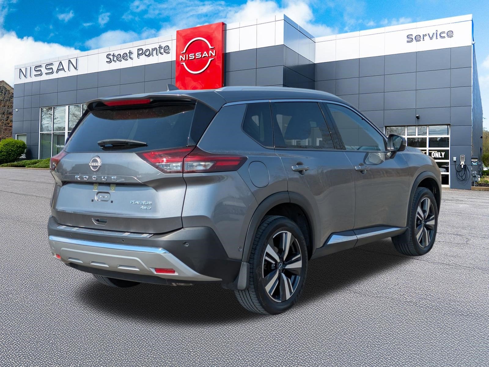 2023 Nissan Rogue Platinum