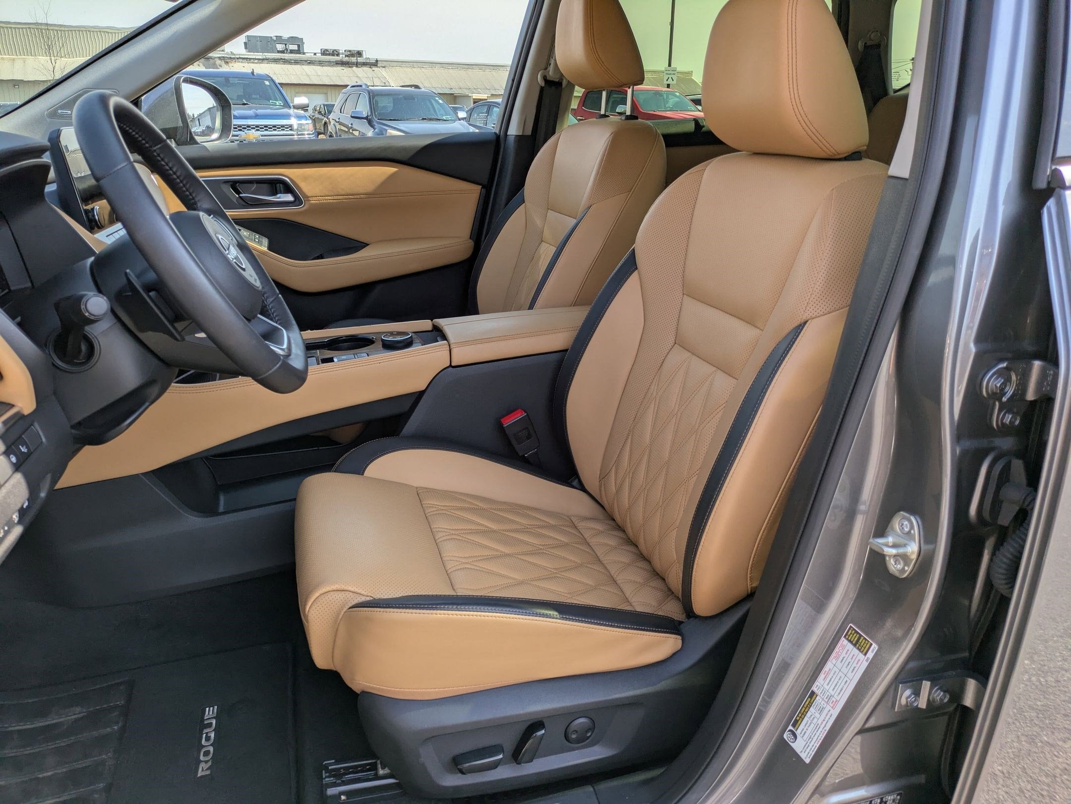 2023 Nissan Rogue Platinum