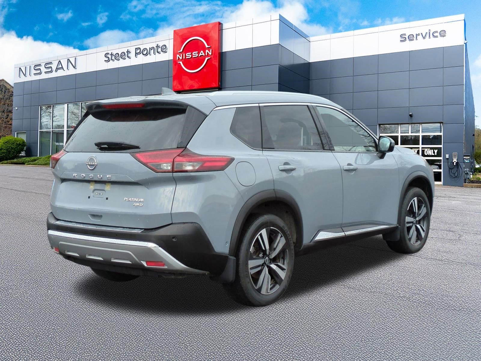 2023 Nissan Rogue Platinum