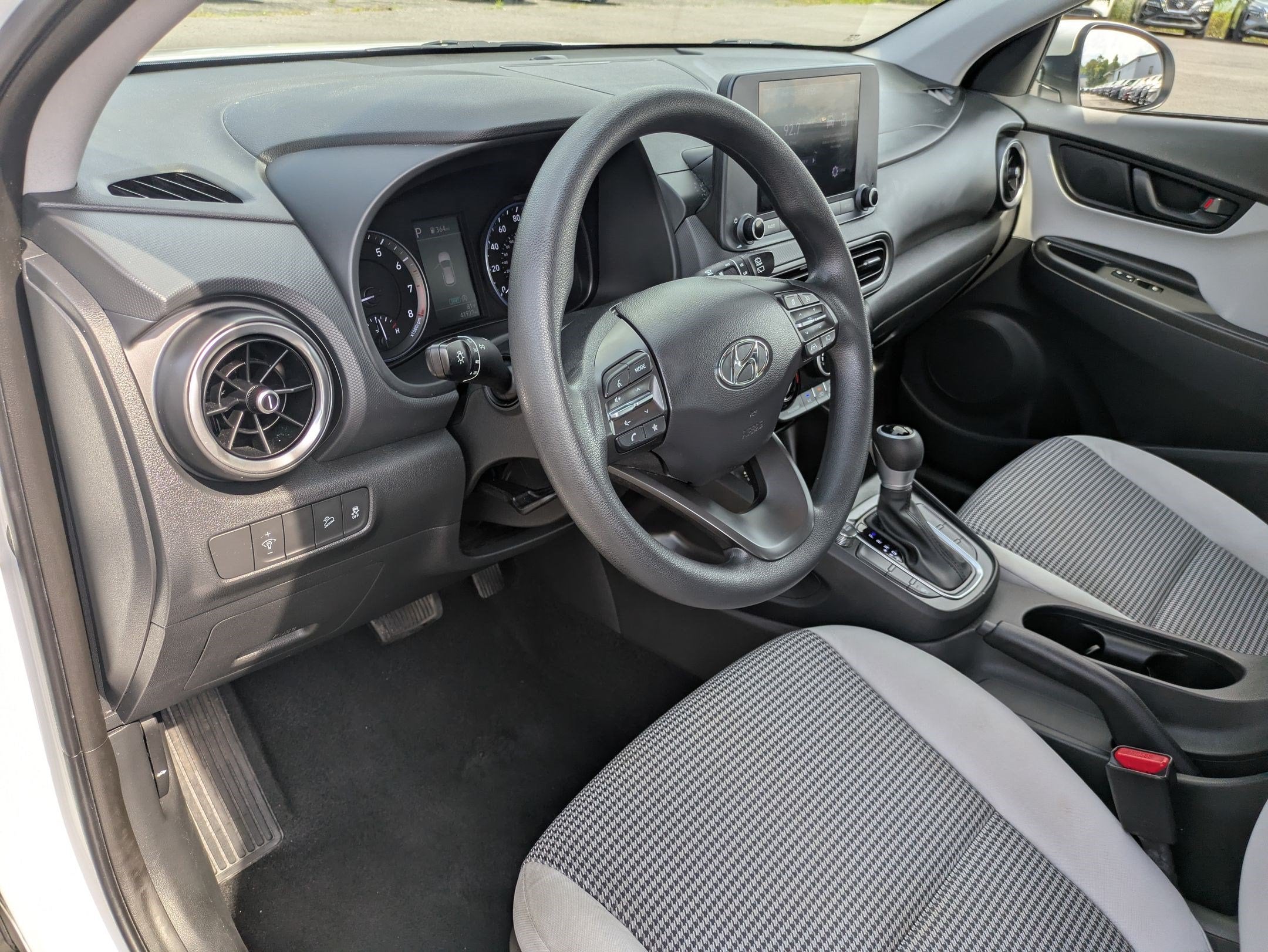 2022 Hyundai Kona SE