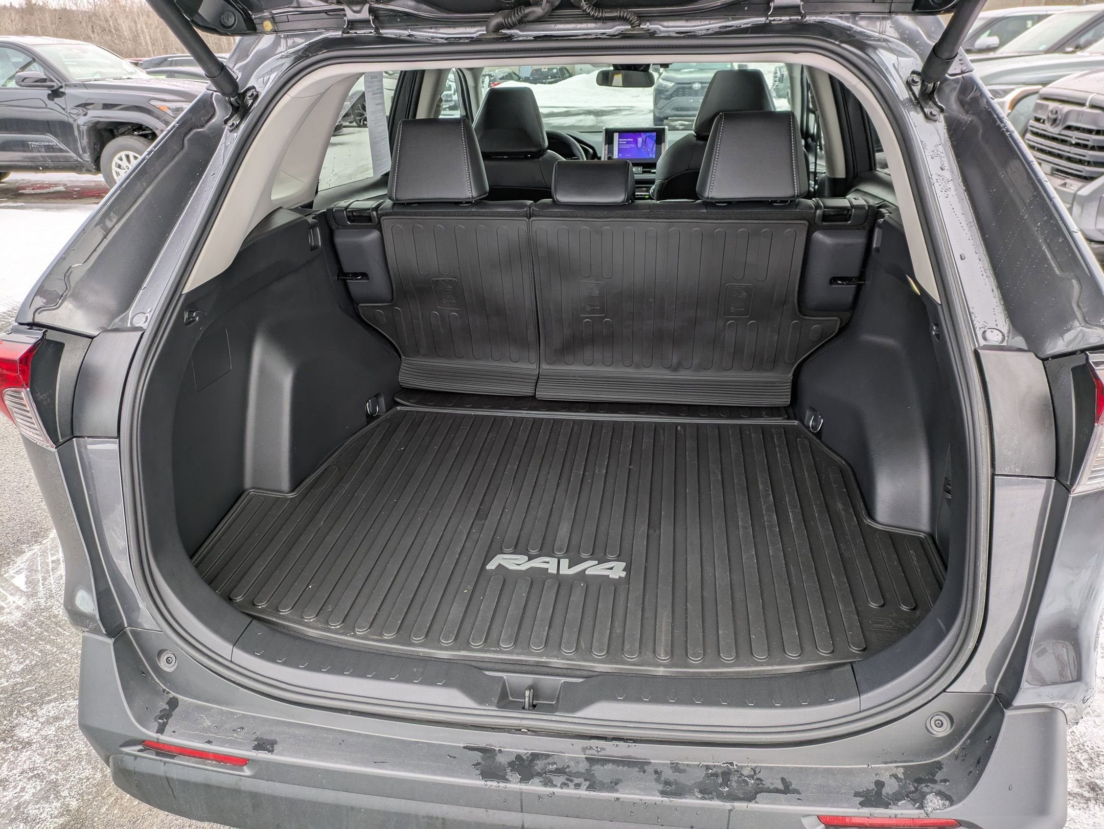 2024 Toyota RAV4 Hybrid XLE Premium