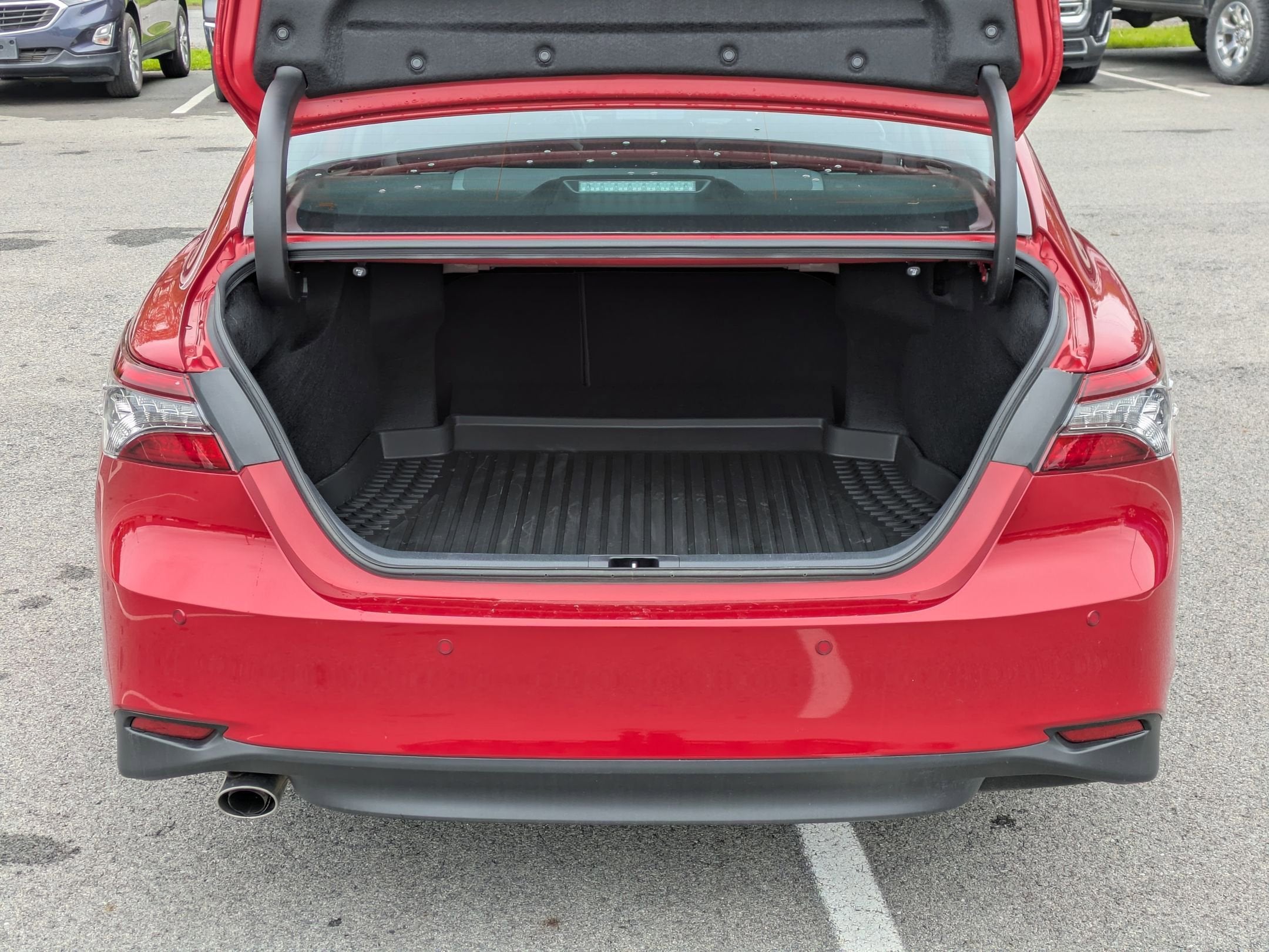 2024 Toyota Camry Hybrid XLE