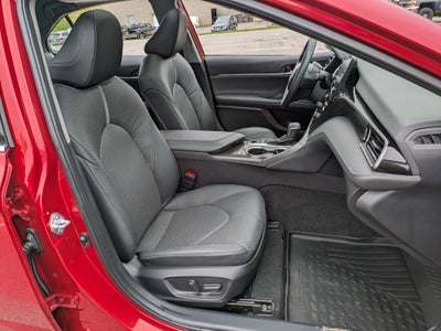 2024 Toyota Camry Hybrid XLE