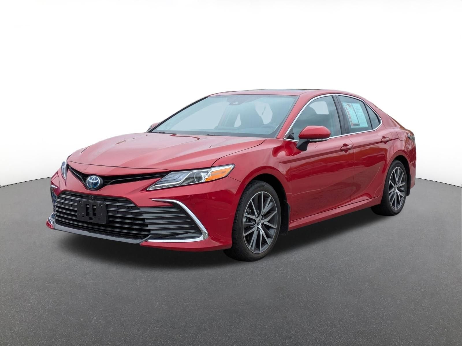 2024 Toyota Camry Hybrid XLE