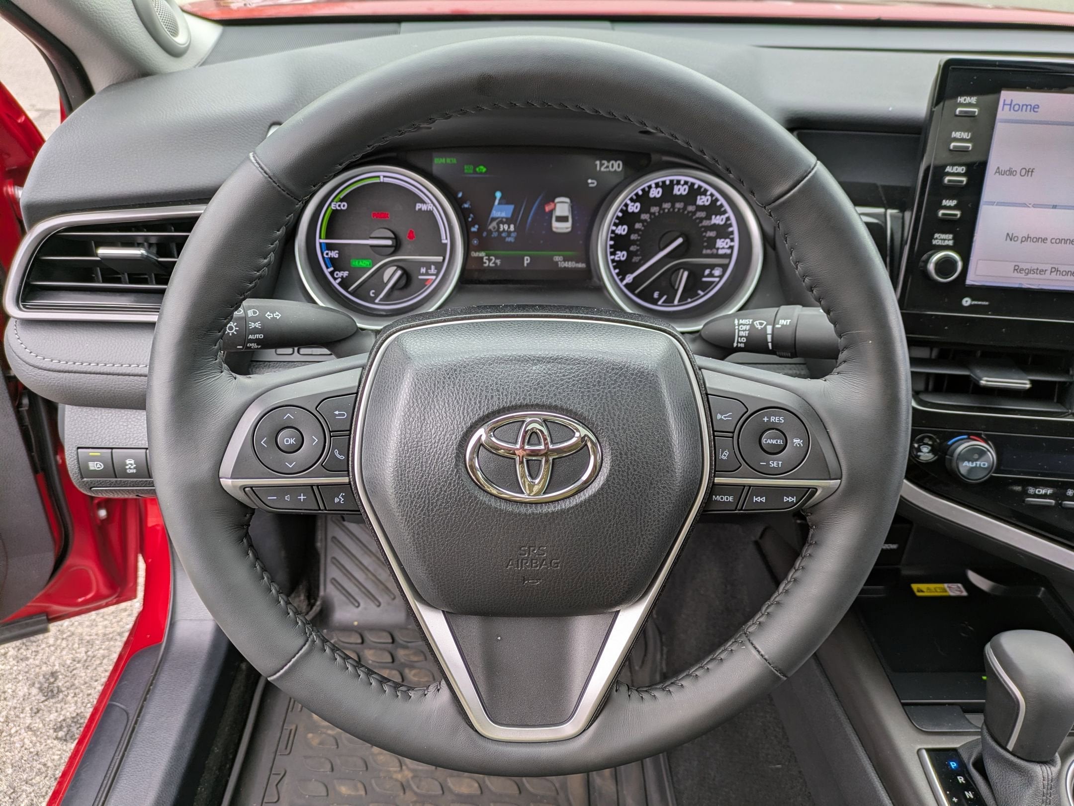 2024 Toyota Camry Hybrid XLE