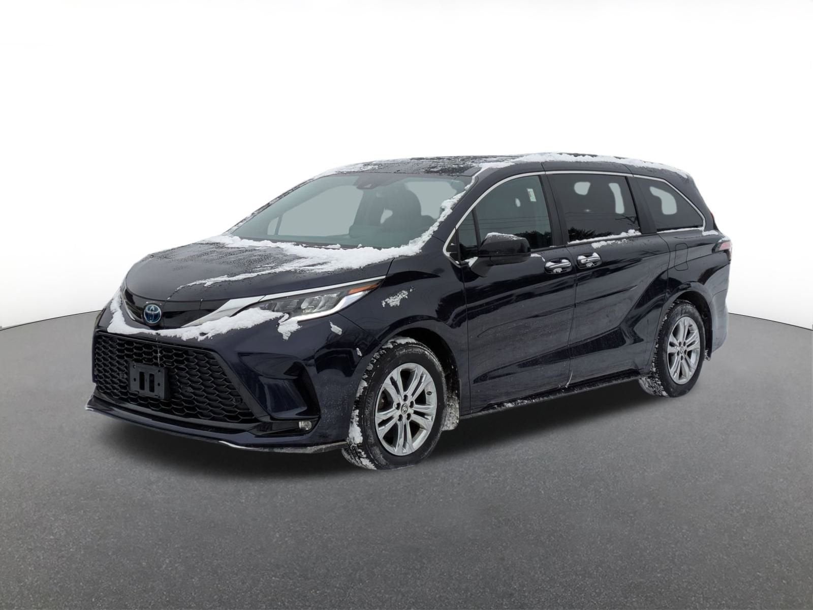 2023 Toyota Sienna Base