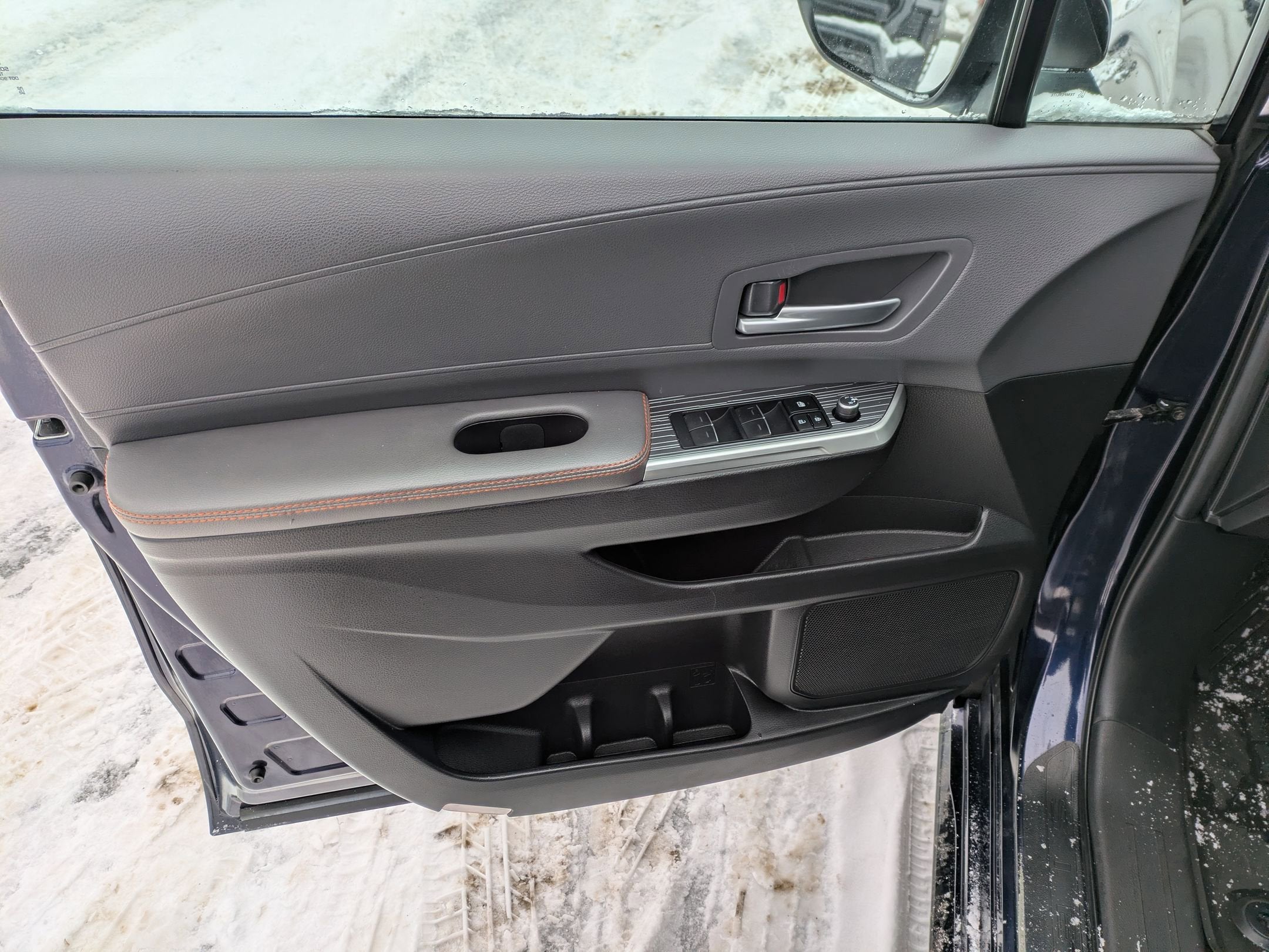 2023 Toyota Sienna Base