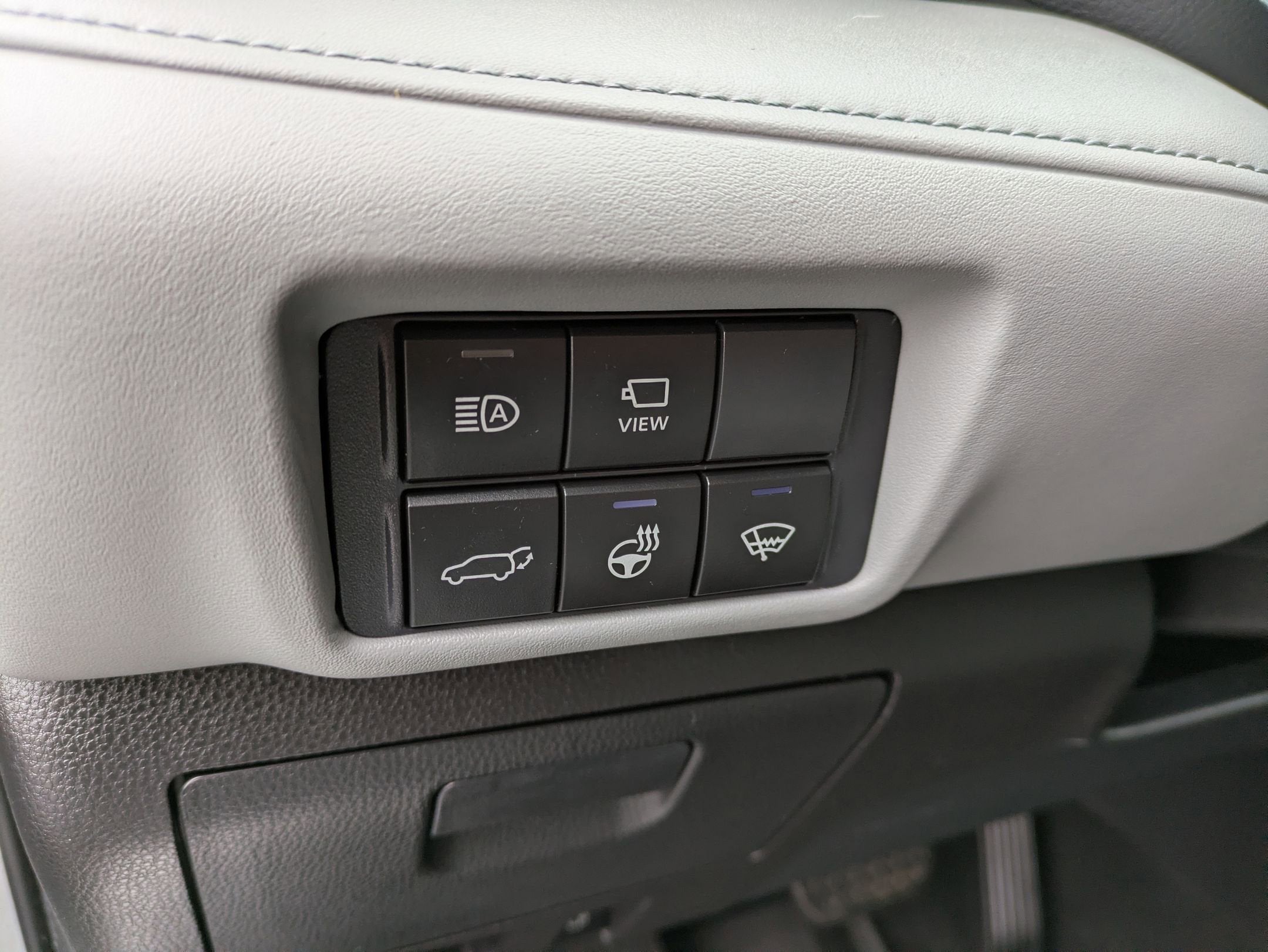 2021 Toyota Highlander Base