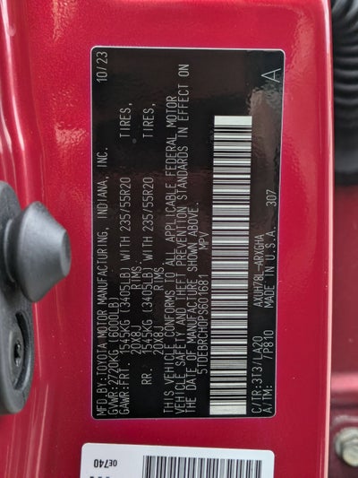 2023 Toyota Highlander Hybrid Platinum