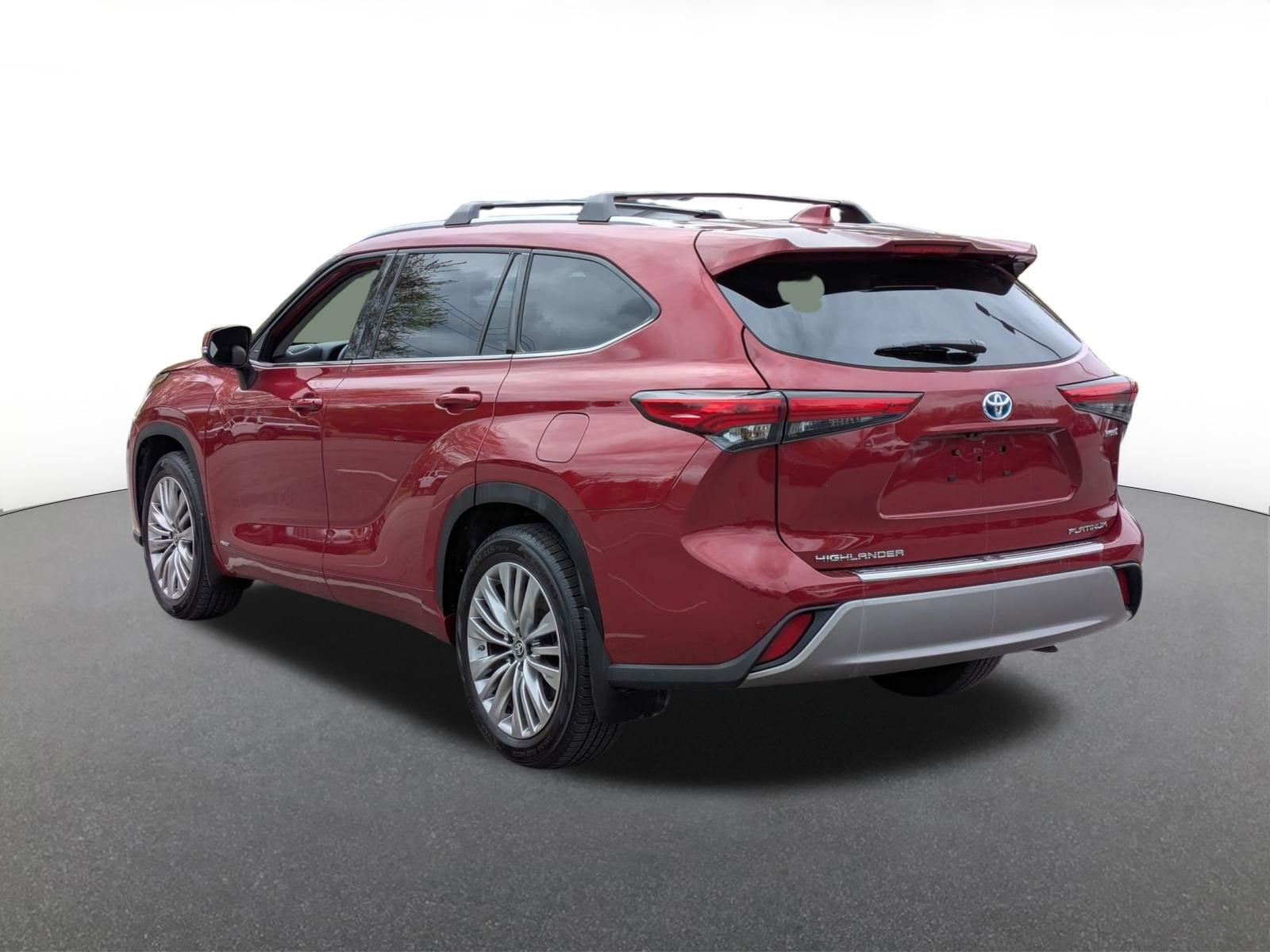 2023 Toyota Highlander Hybrid Platinum