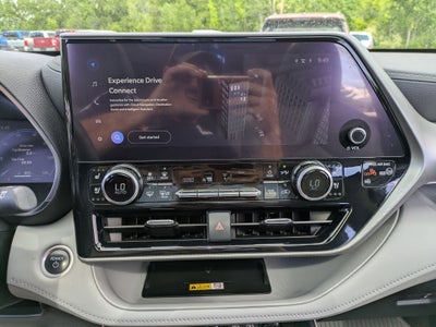 2024 Toyota Highlander Hybrid Platinum