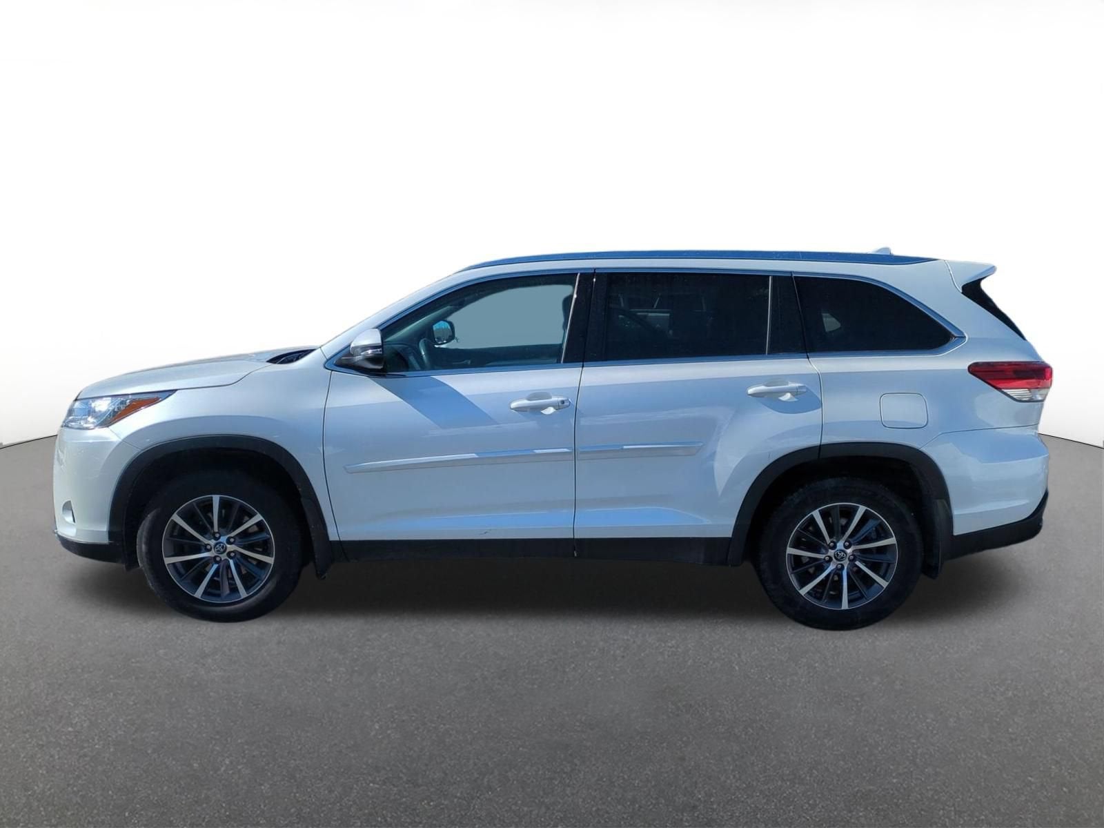 2019 Toyota Highlander Base