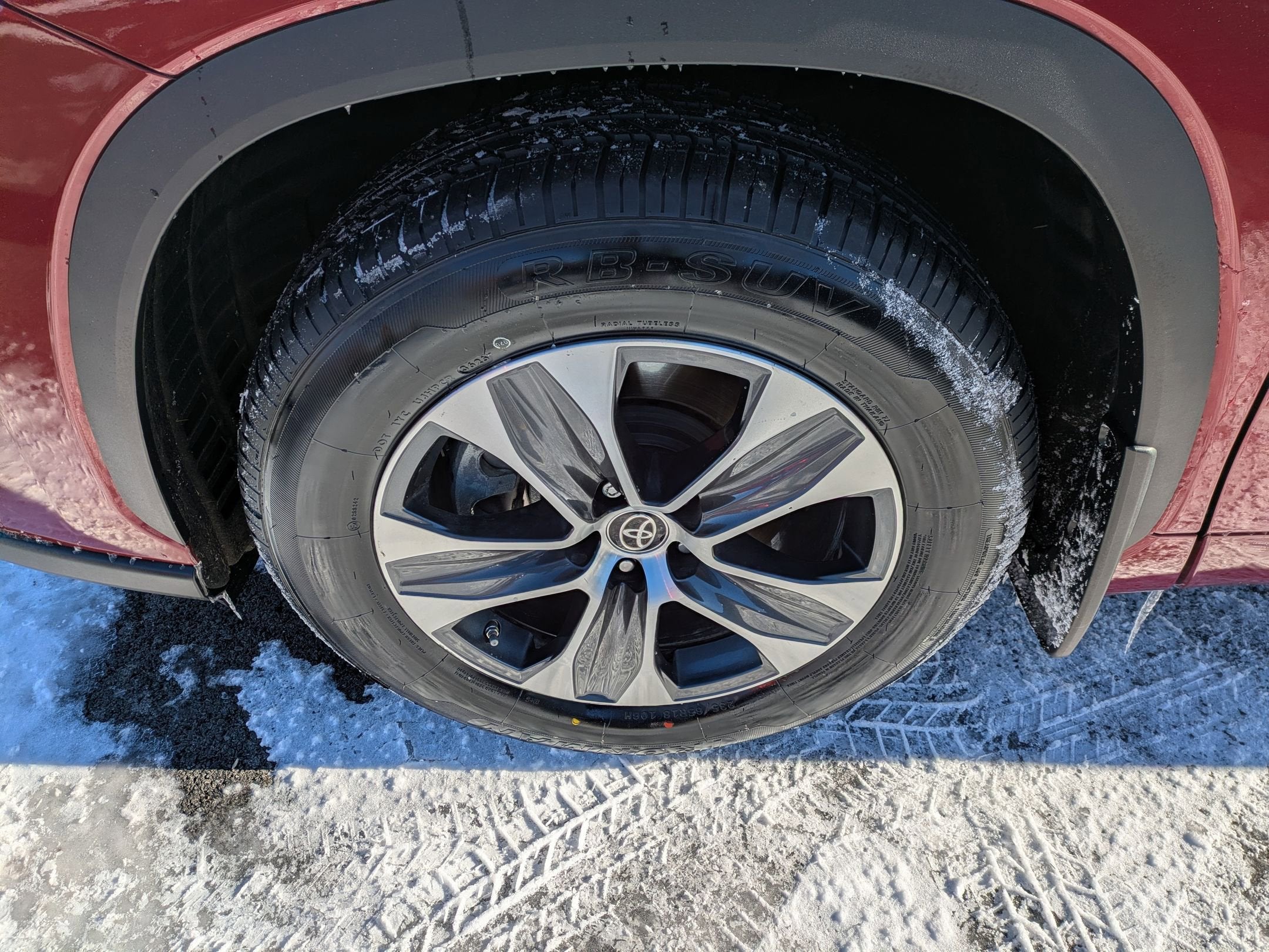 2023 Toyota Highlander Base