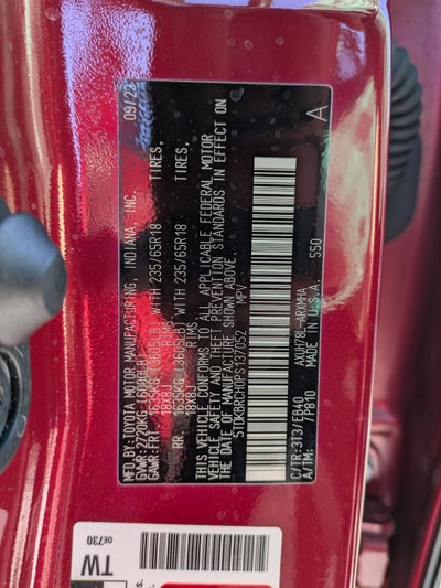 2023 Toyota Highlander Base