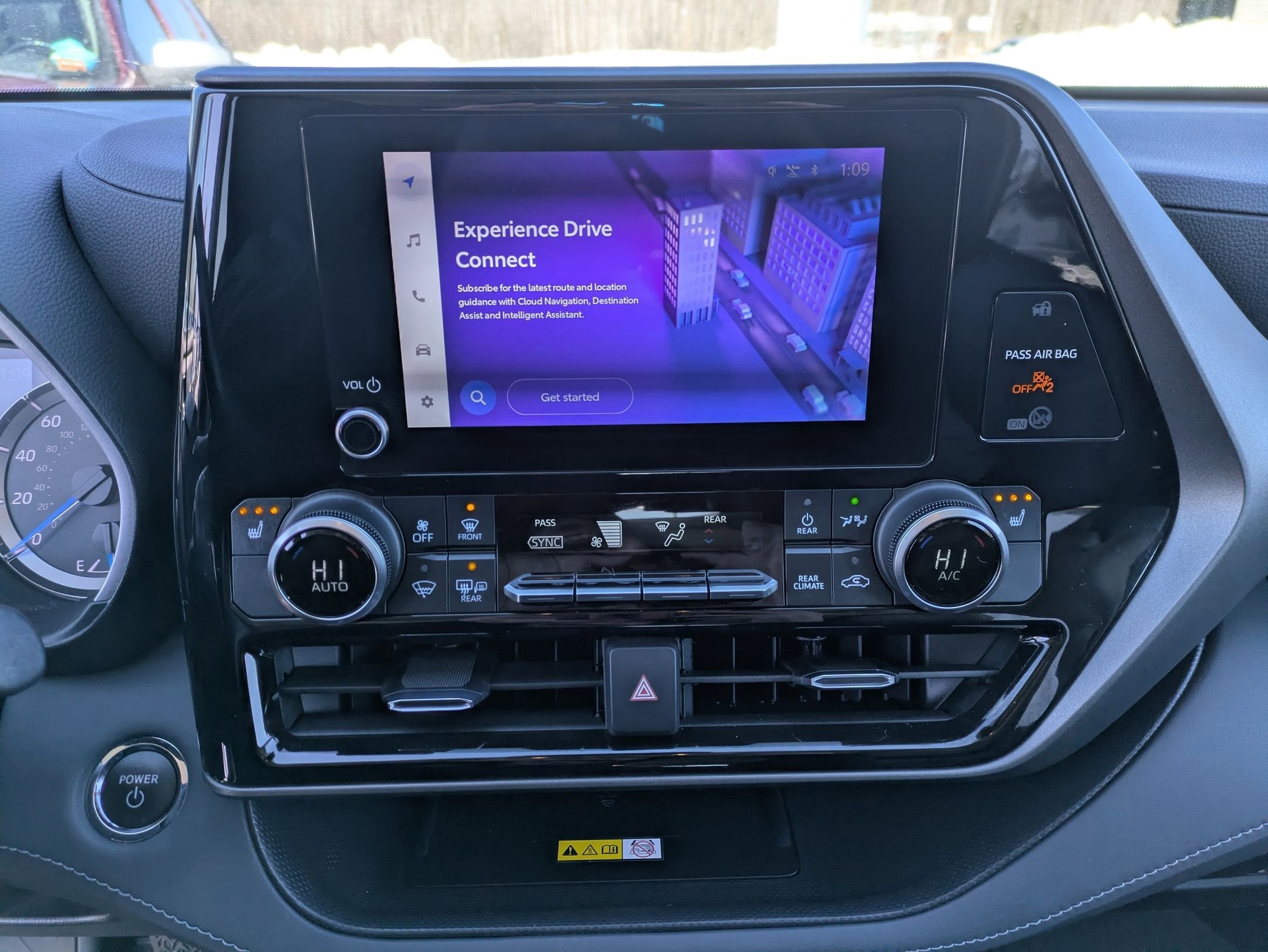 2023 Toyota Highlander Base