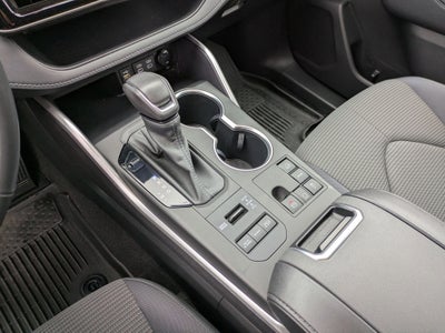 2023 Toyota Highlander Base