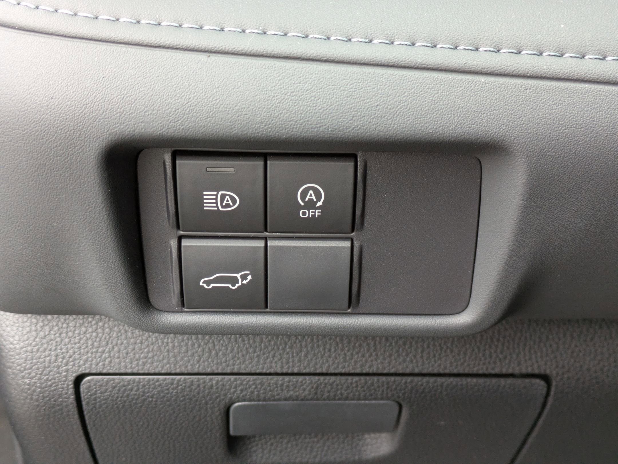 2023 Toyota Highlander Base