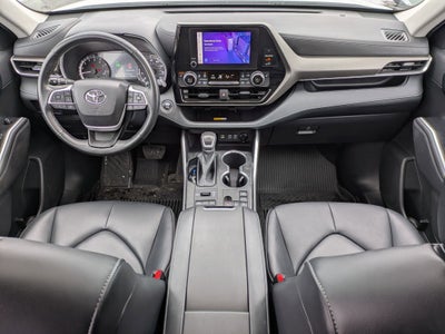 2023 Toyota Highlander Base
