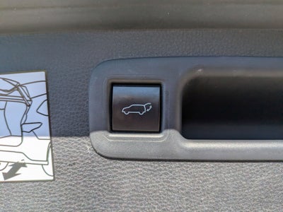 2023 Toyota Highlander Base