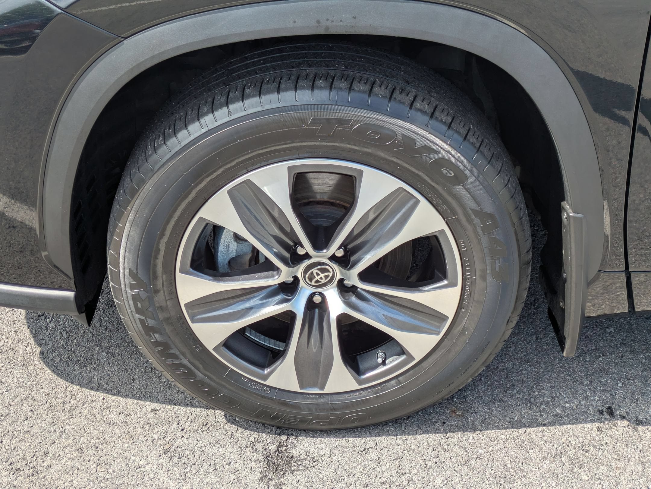 2024 Toyota Highlander Base