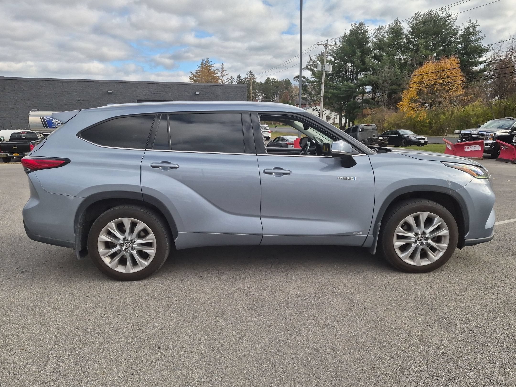 2021 Toyota Highlander Base