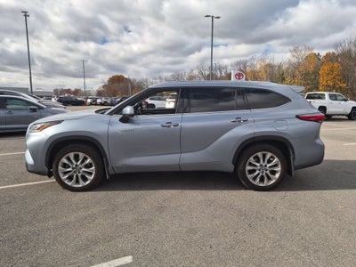 2021 Toyota Highlander Base