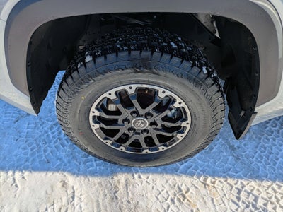 2023 Toyota Tundra 4WD SR5