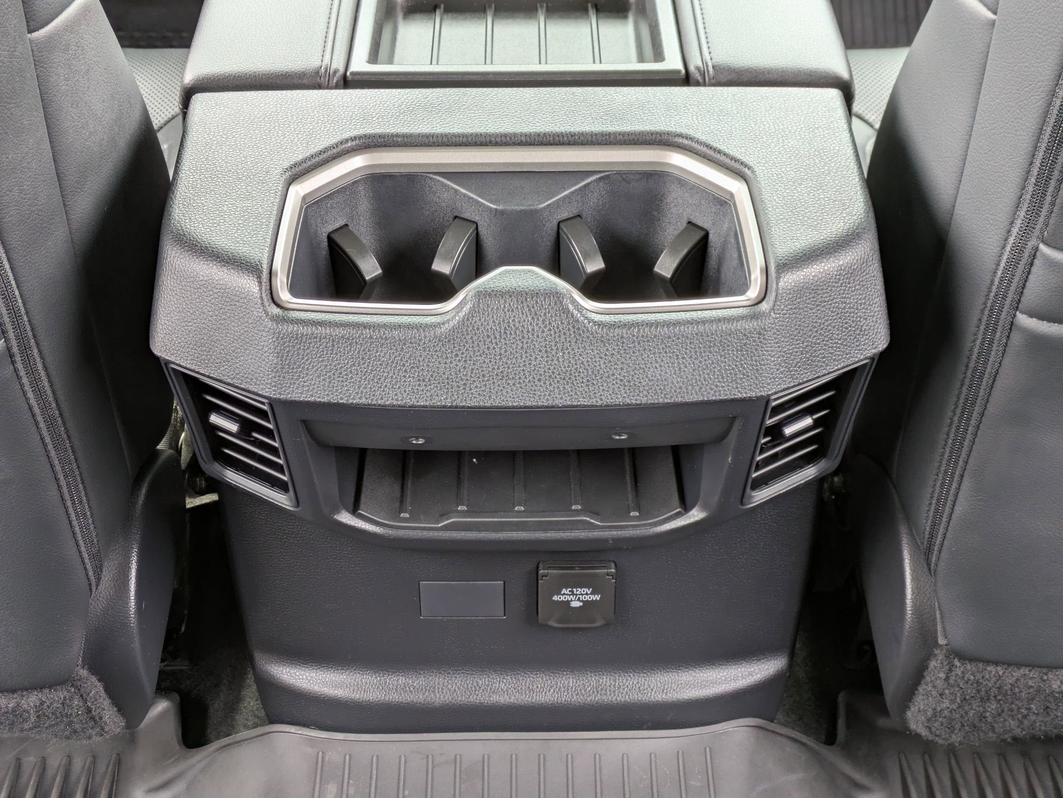 2023 Toyota Tundra 4WD SR5