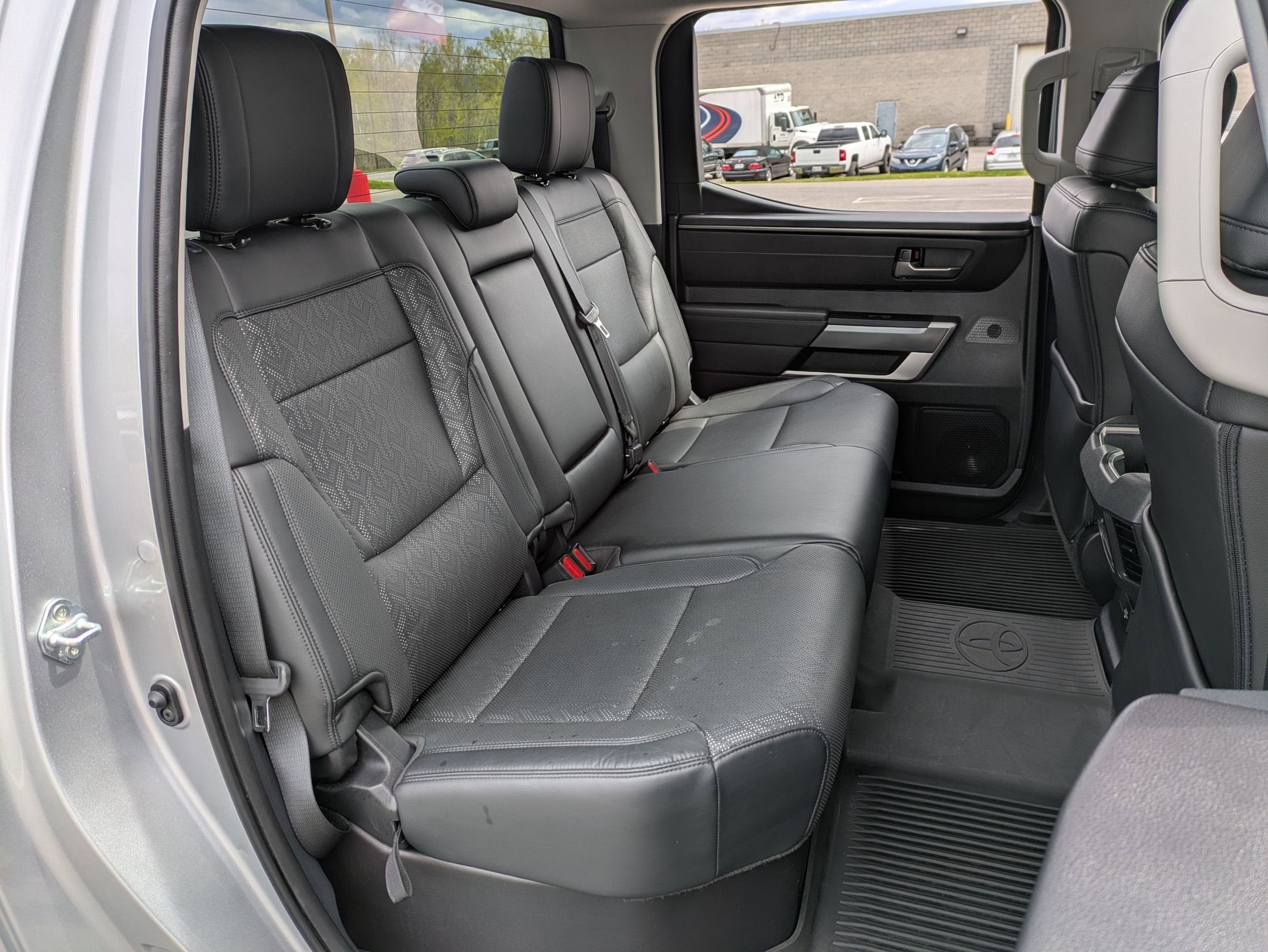 2023 Toyota Tundra 4WD SR5