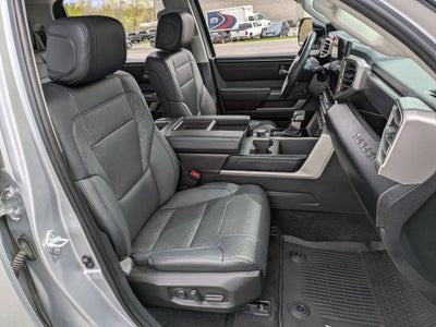 2023 Toyota Tundra 4WD SR5