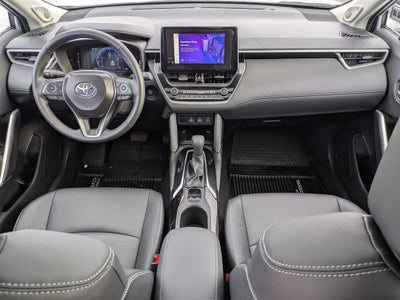 2025 Toyota Corolla Cross XLE